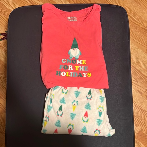 Christmas Pajamas - Women's size M - Picture 1 of 1